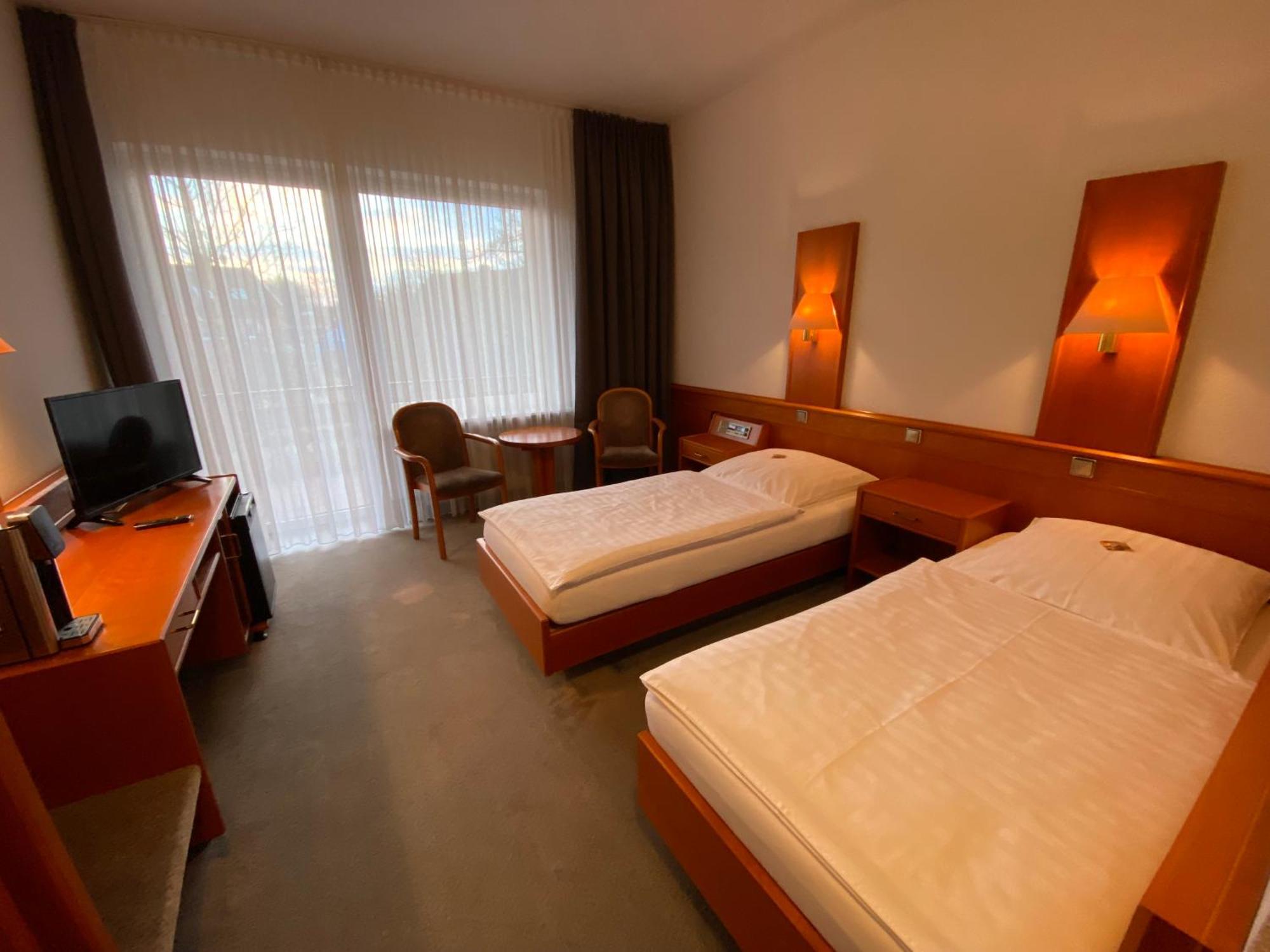 Adamidis Hotel Altenmedingen Εξωτερικό φωτογραφία