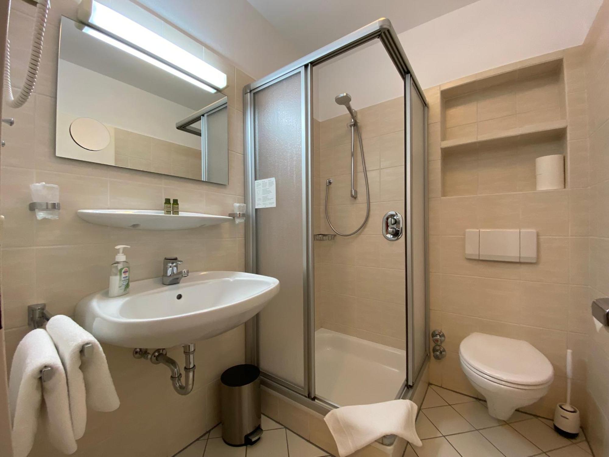 Adamidis Hotel Altenmedingen Εξωτερικό φωτογραφία
